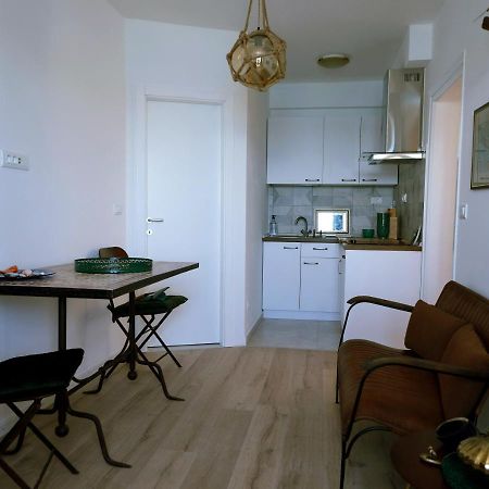 Seaview Apartment Tribalj Exteriér fotografie